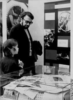 Schauspieler Wolfgang Kieling und seine Tochter - Foto: Deutsches Bundesarchiv