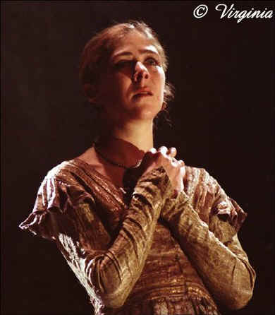 Anne Bennent, hier eine Szene aus "Troilus und Cressida", Rolle der Cressida  - Dt. Schauspielhaus Hamburg, 15.10.93, Premiere: 24.10.93, Regie: Leander Haumann - Foto: VIRGINIA